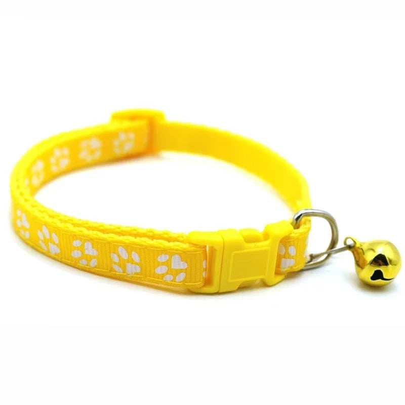 Comfortable Adjustable Cat Collar With Bell And Ribbon Details